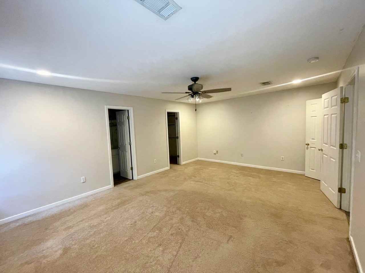 229 Holmar Dr - Photo 5 of 8