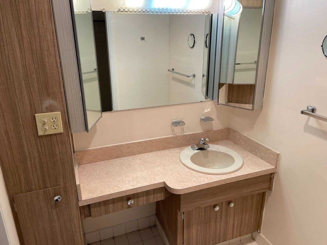 4358 Tahitian Gardens Cir - Photo 6 of 11