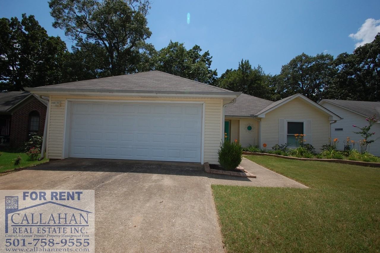 105 Spring Oak Dr - Photo 2 of 17