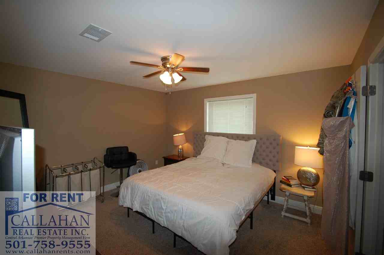 105 Spring Oak Dr - Photo 4 of 17