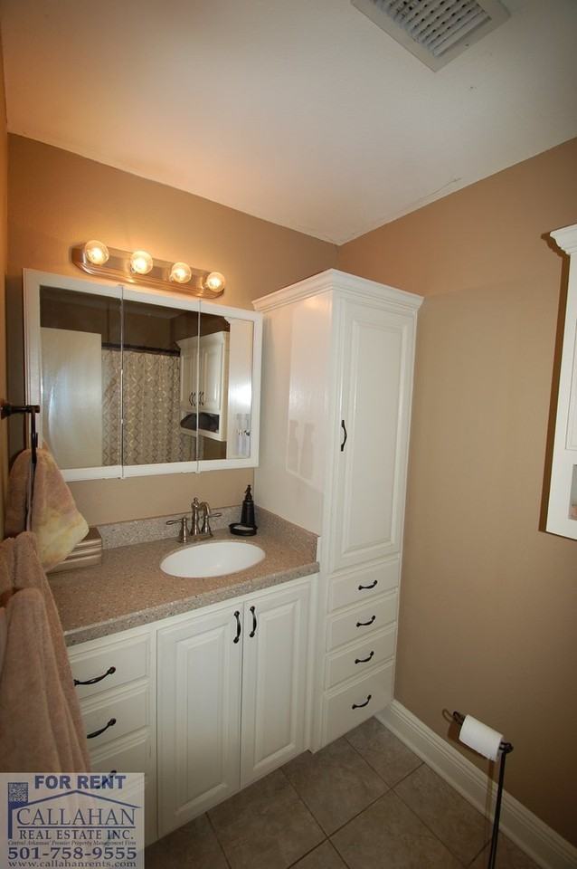 105 Spring Oak Dr - Photo 5 of 17