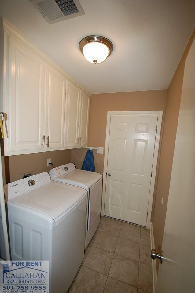 105 Spring Oak Dr - Photo 6 of 17