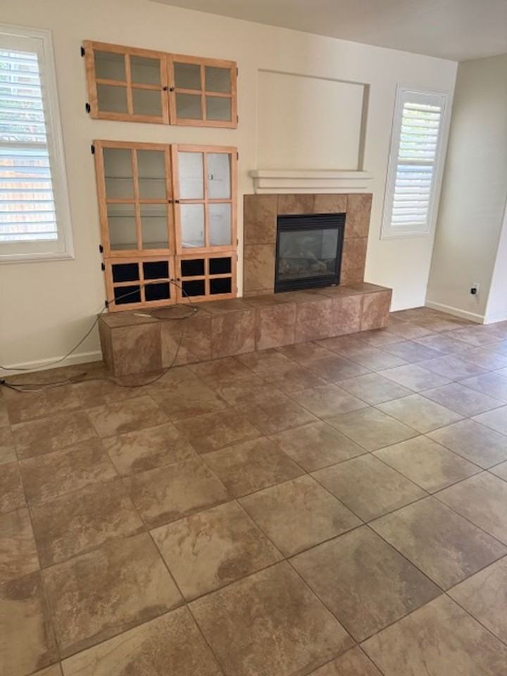 10665 Blue Moon Ct - Photo 4 of 33