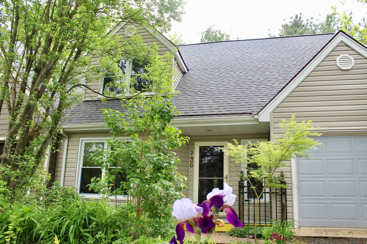 736 Woodland Dr - Photo 2 of 29