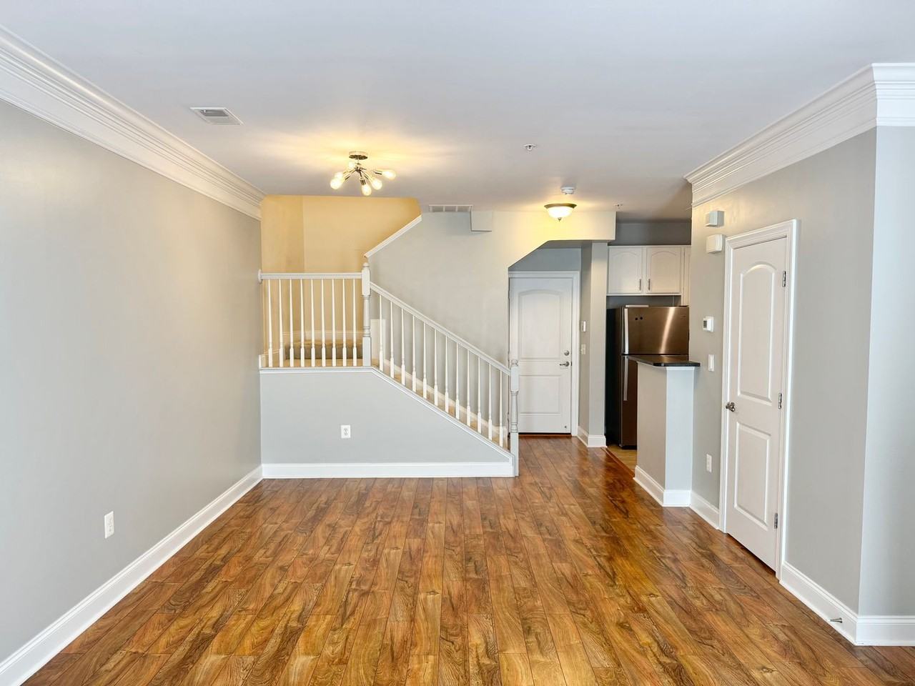 2304 Margraf Cir - Photo 5 of 26