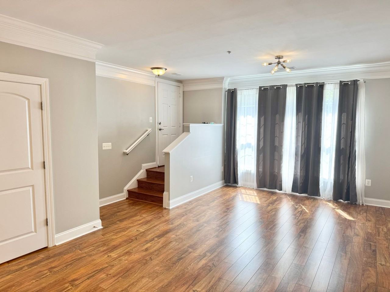 2304 Margraf Cir - Photo 7 of 26