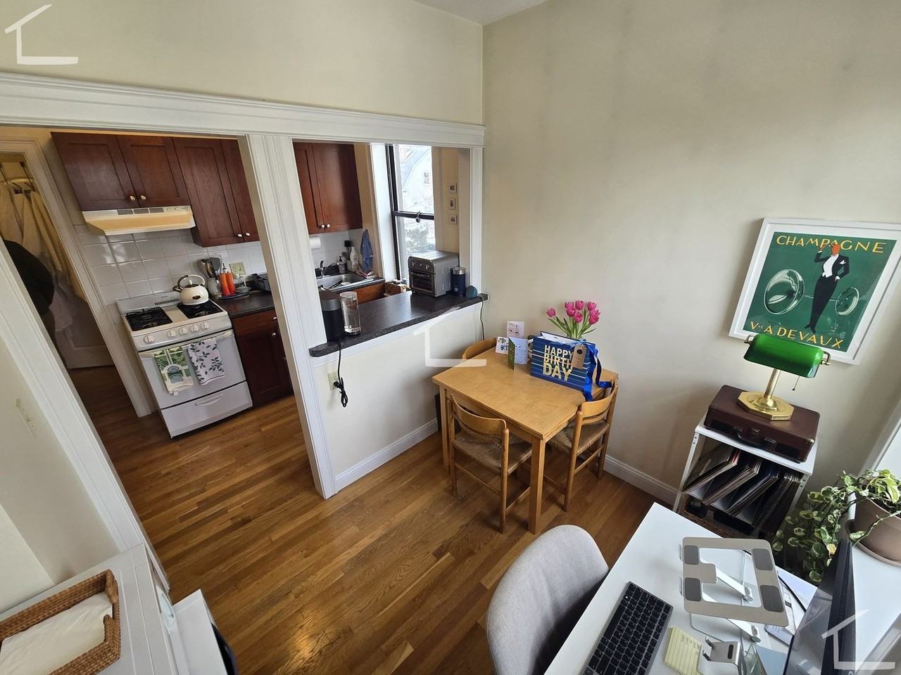 12 Park Vale Ave - Photo 7 of 8