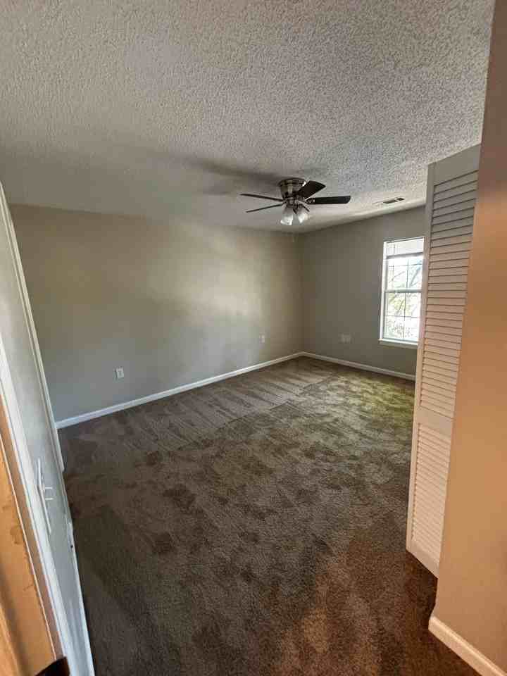 216 S Mulberry StreetUnit 4 #4 - Photo 5 of 8