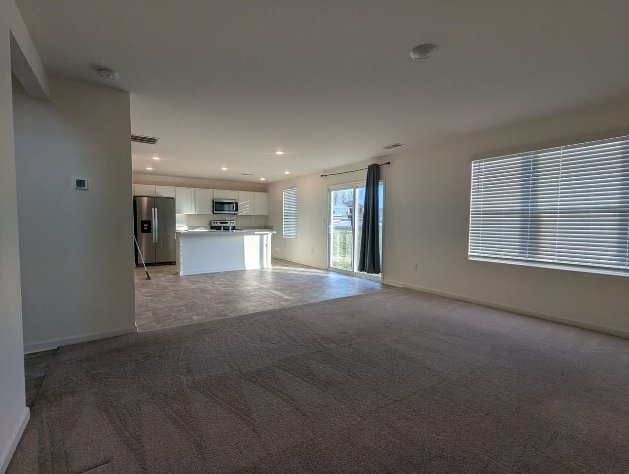 108 Curren Ct - Photo 6 of 32