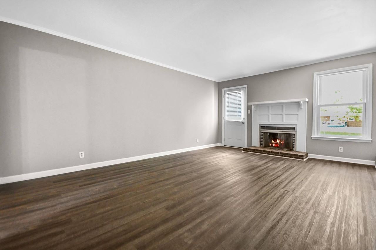 3394 Minor Dr - Photo 2 of 18