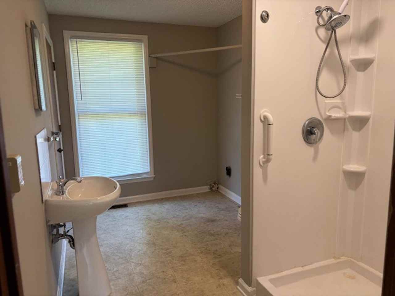 3312 Parsons St - Photo 6 of 11