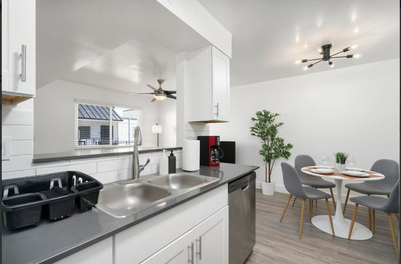 Midtown on Devonshire - Photo 4 of 16