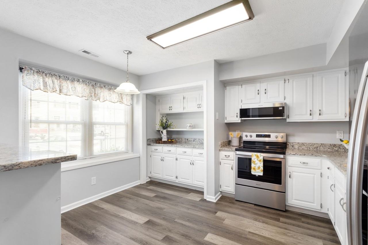 15 Otsego Dr - Photo 4 of 13