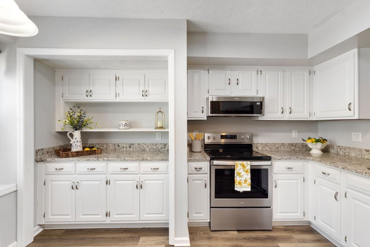 15 Otsego Dr - Photo 7 of 13