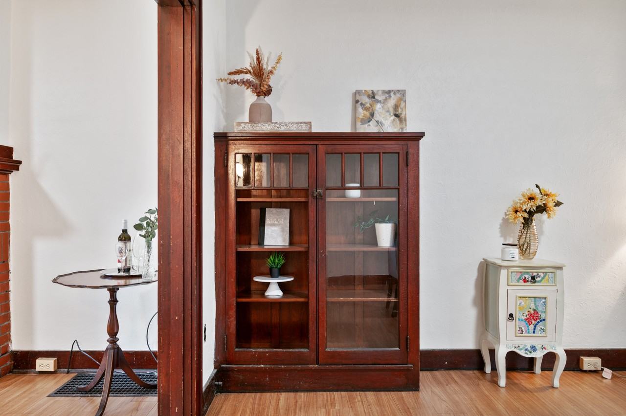 2241 1/2 Hawthorne Ave #1 - Photo 6 of 18