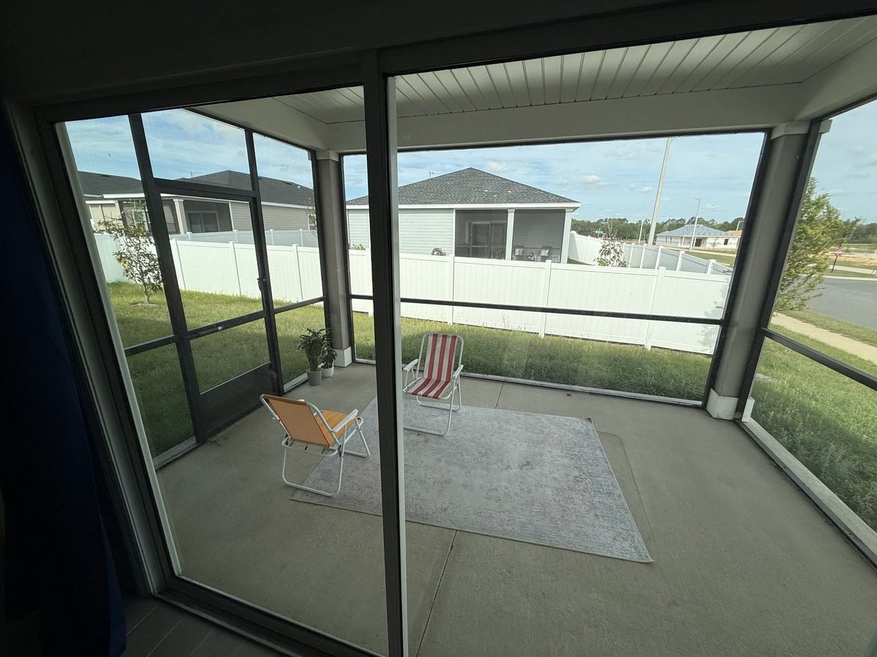 12582 Nw 138th Dr #1 - Photo 4 of 11