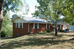 809 Dockery Ln Se - Photo 1 of 1