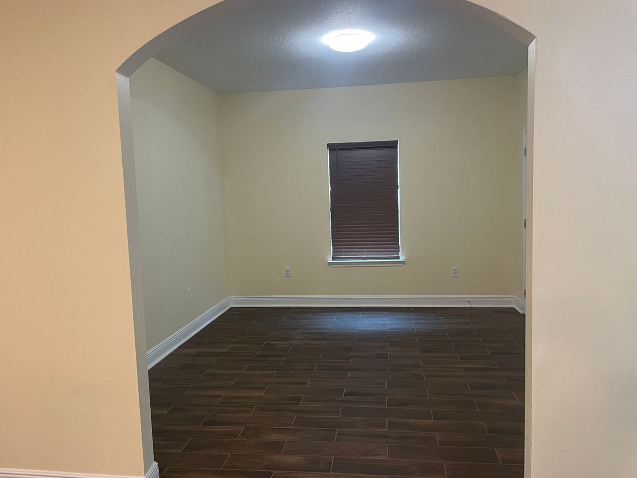 4028 Brook Stone Dr - Photo 5 of 19