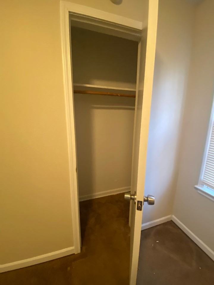 1714 N Pearl St - Photo 5 of 17