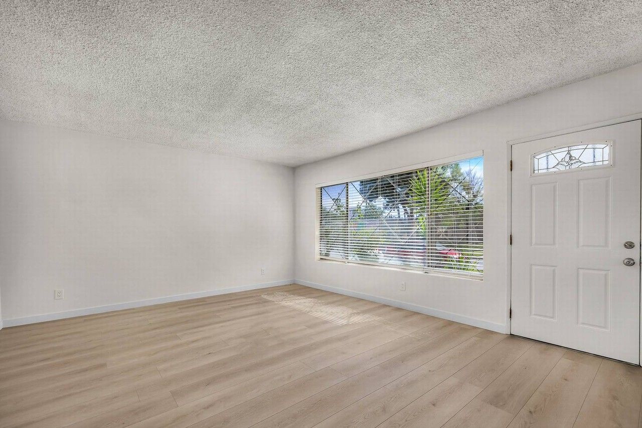 3109 Perlita Ave #4 - Photo 4 of 16