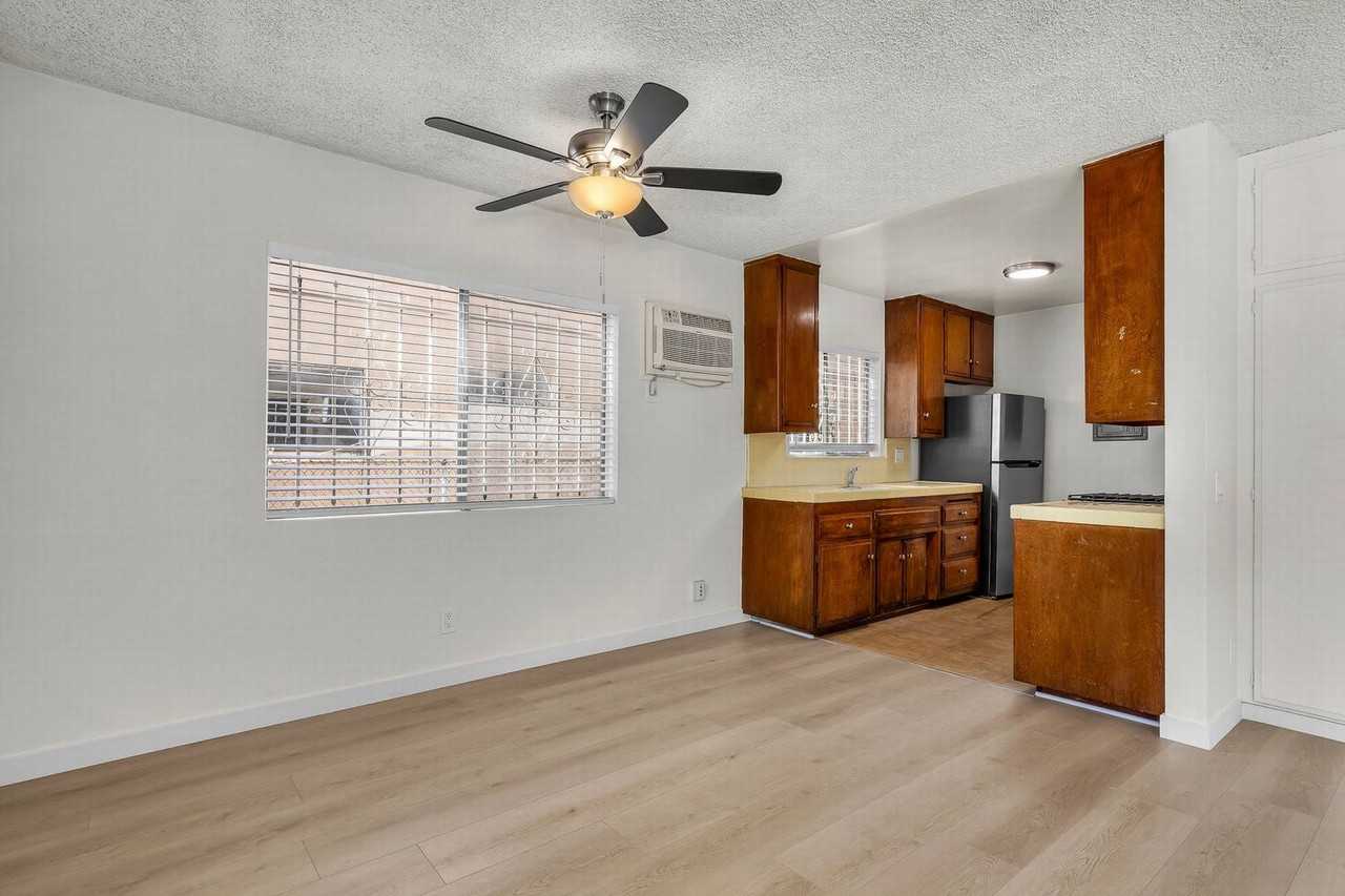 3109 Perlita Ave #4 - Photo 6 of 16