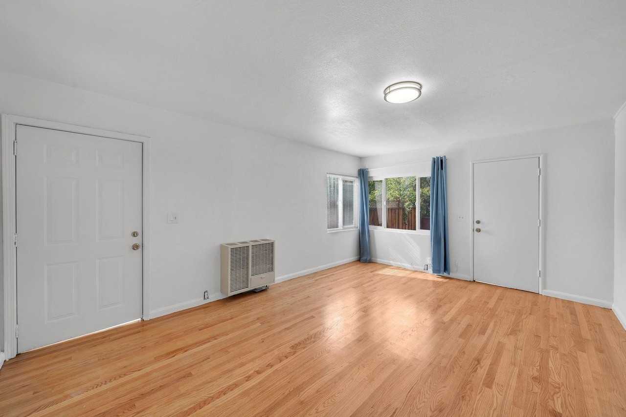 4511- 4515 Penniman - Photo 2 of 11
