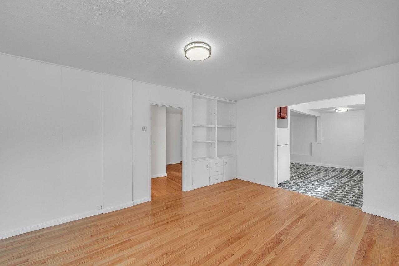 4511- 4515 Penniman - Photo 3 of 11