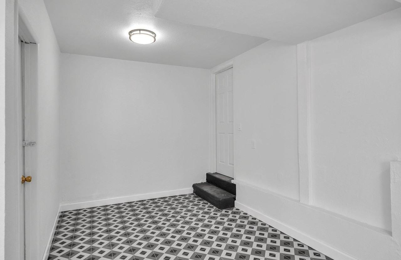 4511- 4515 Penniman - Photo 6 of 11