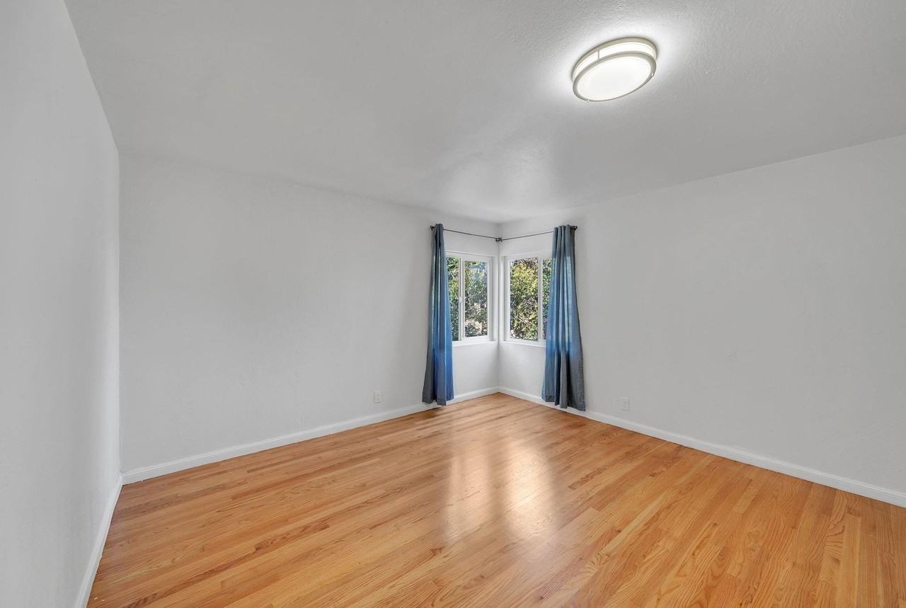4511- 4515 Penniman - Photo 7 of 11