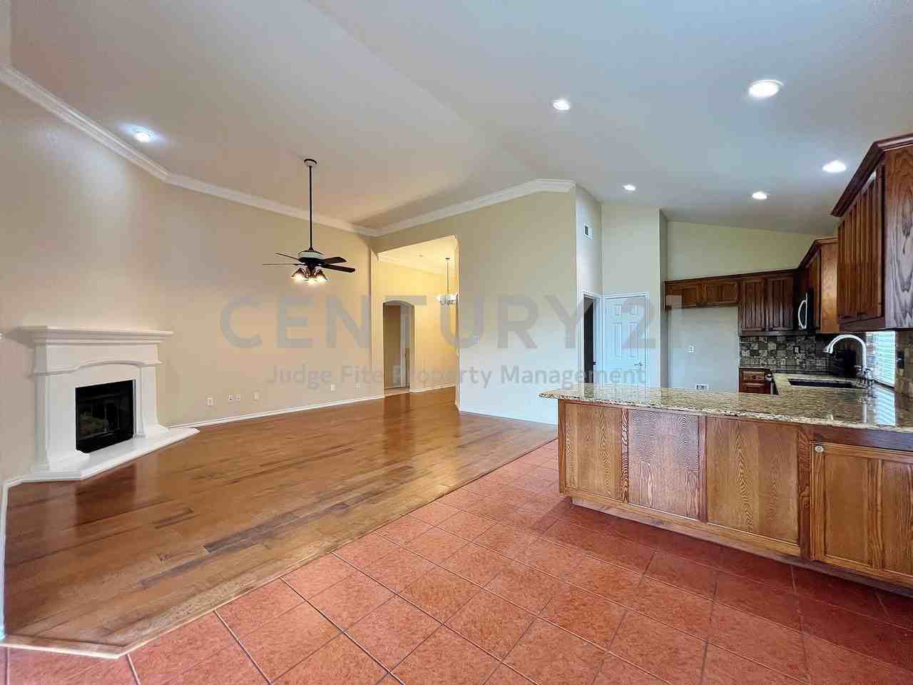 9844 Tehama Ridge Pkwy - Photo 3 of 11