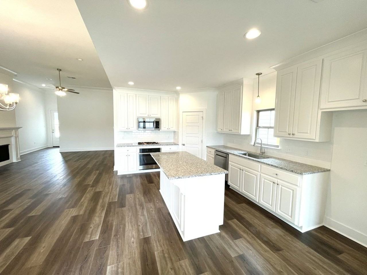 12951 Great Tern Ave - Photo 3 of 9