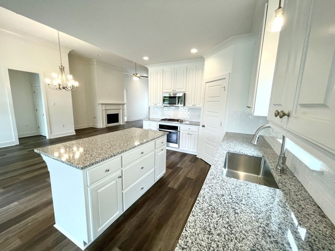 12951 Great Tern Ave - Photo 6 of 9