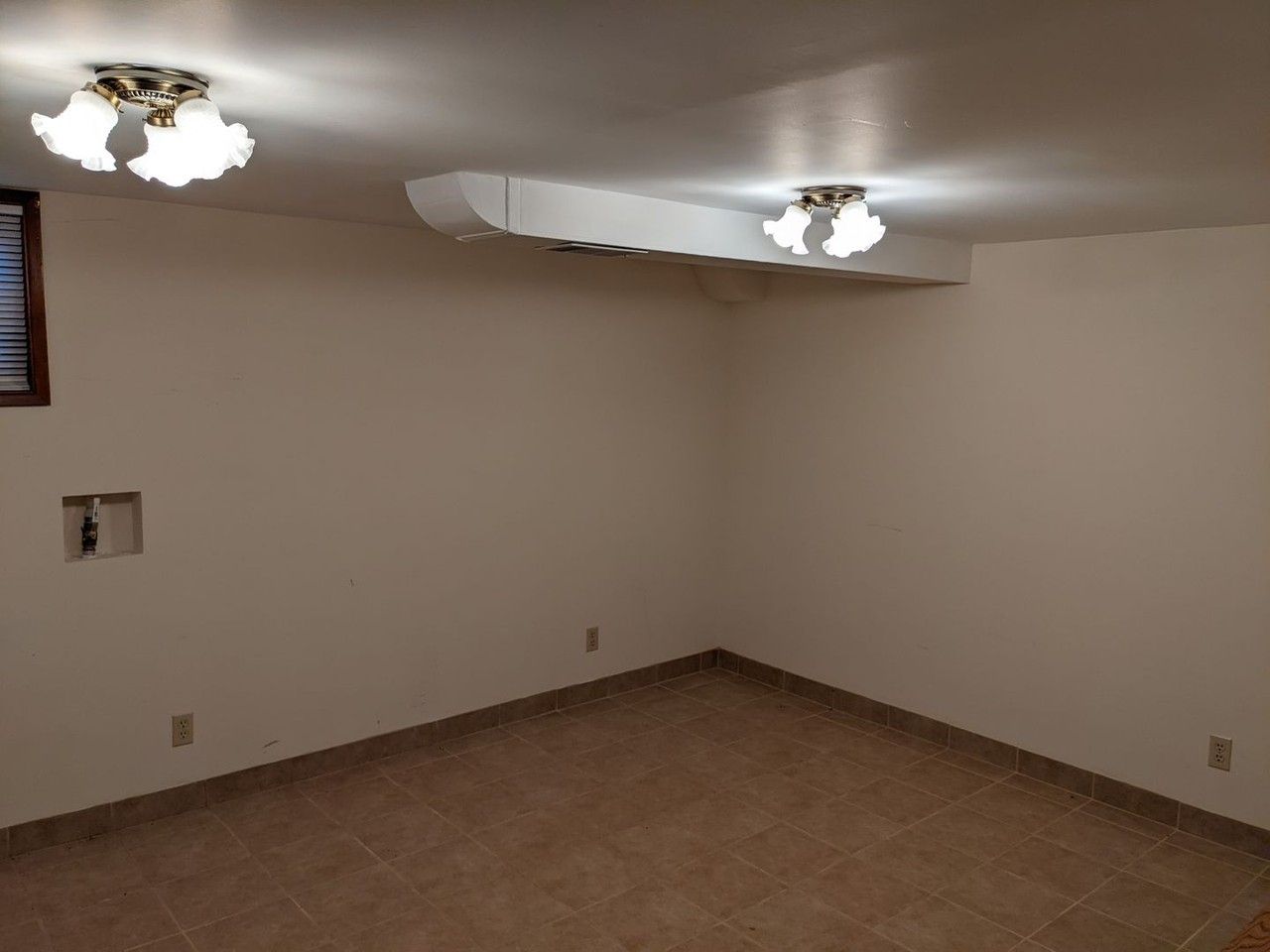 124 E 28th St - Photo 4 of 23