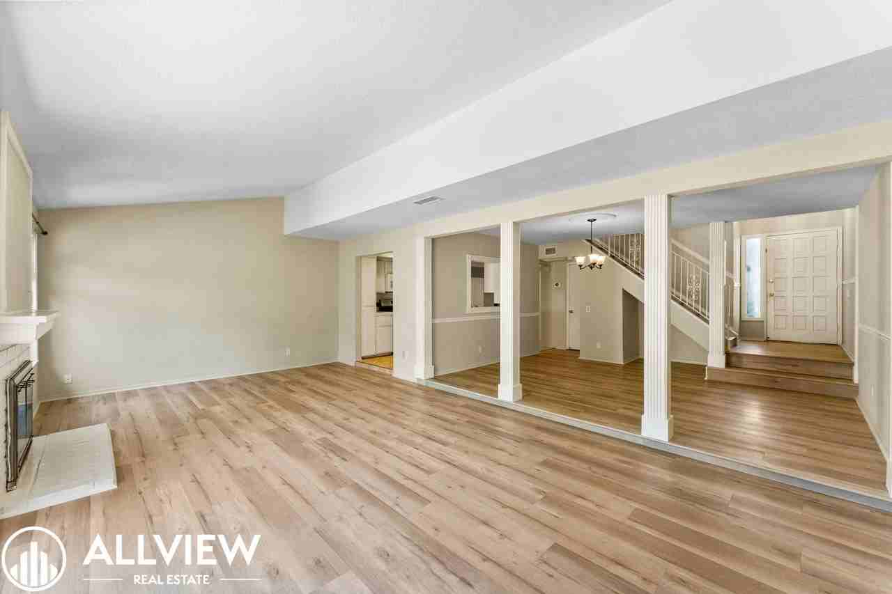 324 Plaza Estival - Photo 4 of 35