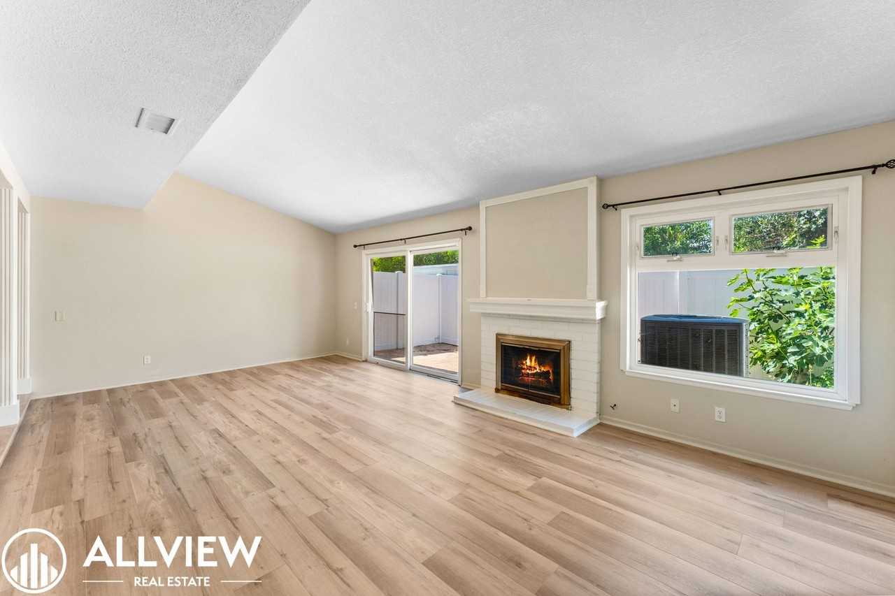 324 Plaza Estival - Photo 6 of 35