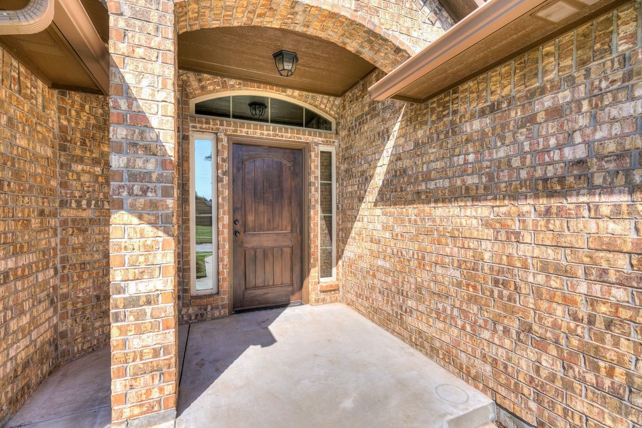 1713 Pinewood Dr - Photo 6 of 50