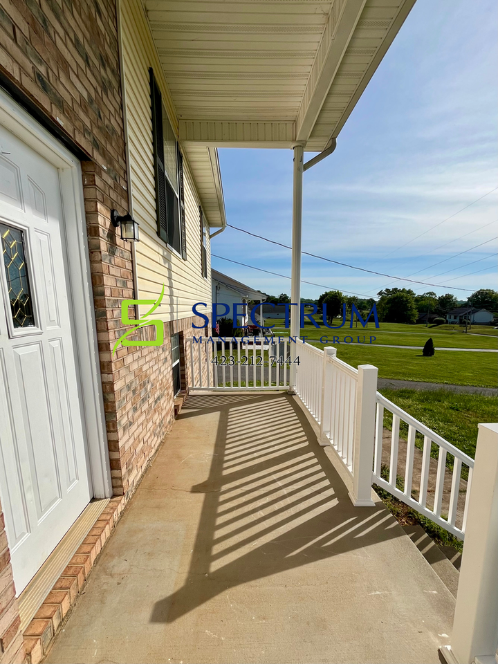 1023 Historic Hills Dr - Photo 3 of 29