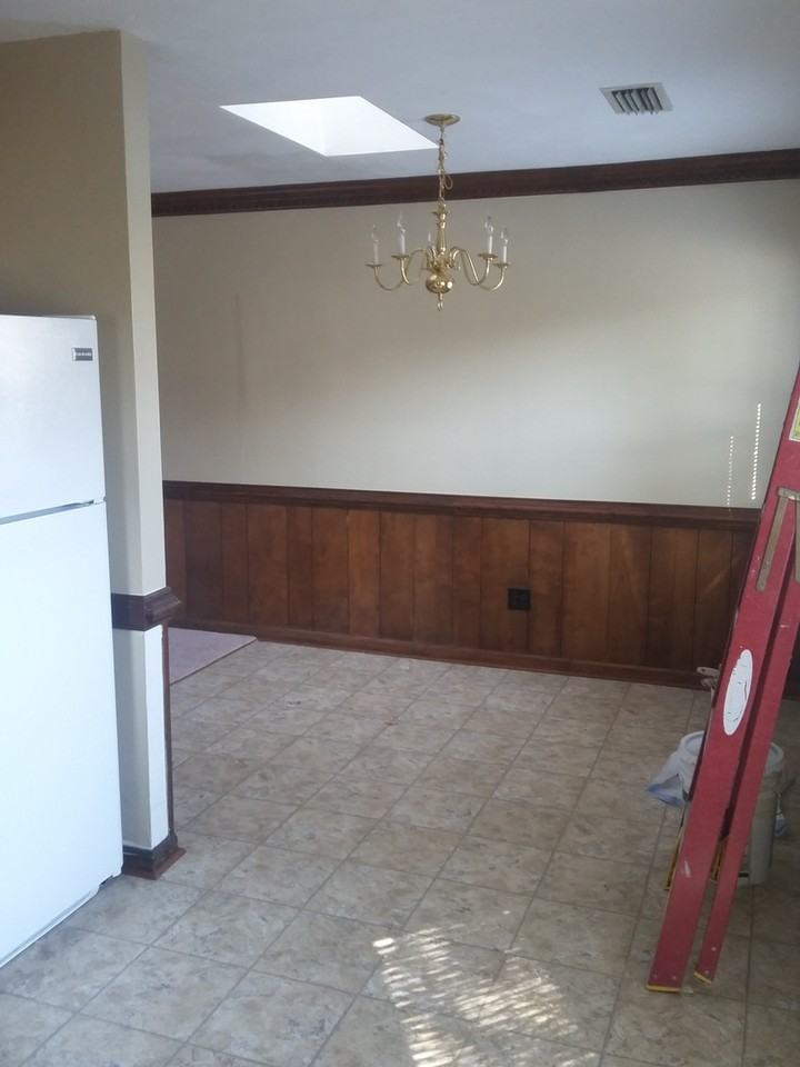 422 San Roman Dr - Photo 6 of 7