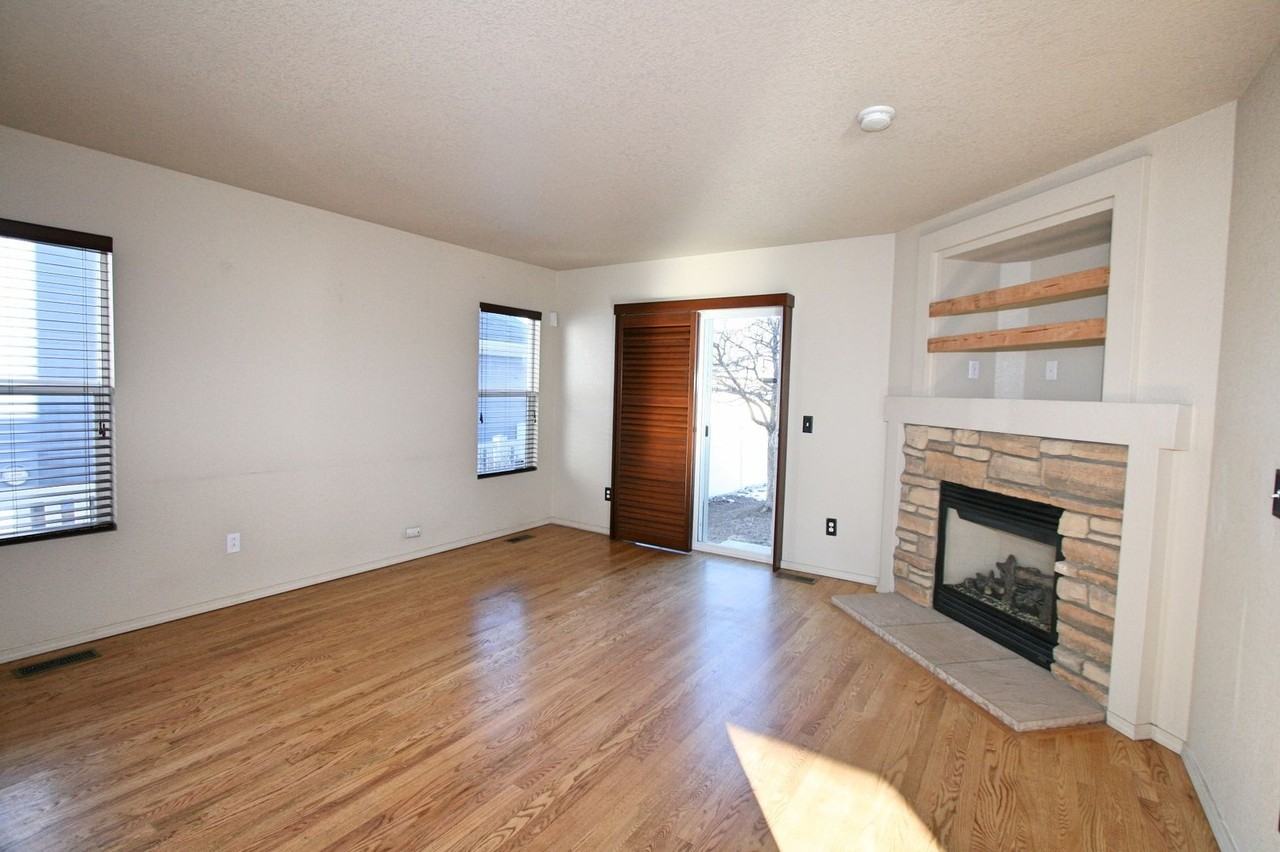 7665 Firehawk Ln - Photo 6 of 20