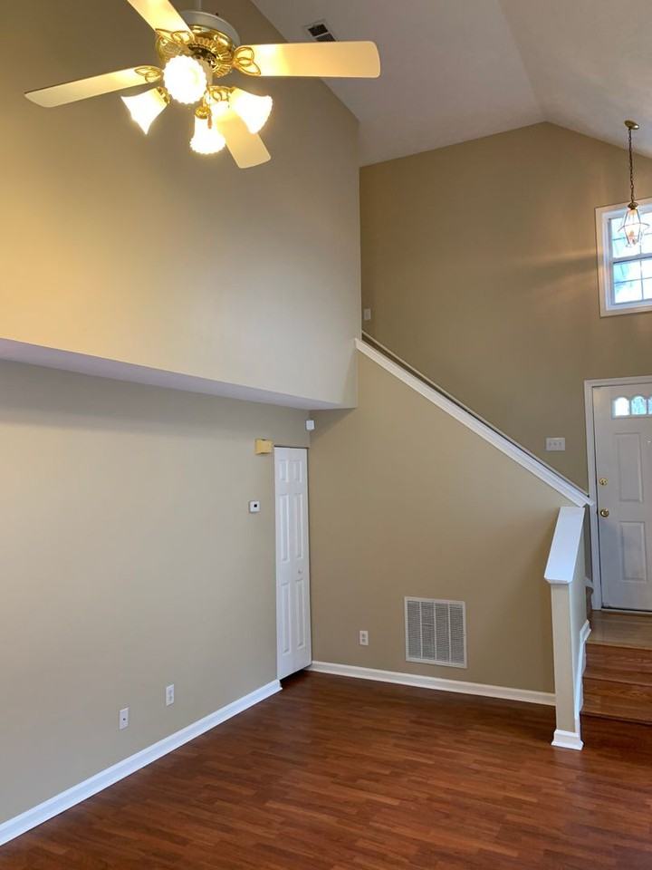 835 Camelon Ct - Photo 3 of 33