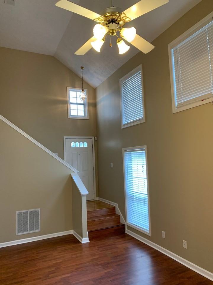 835 Camelon Ct - Photo 4 of 33