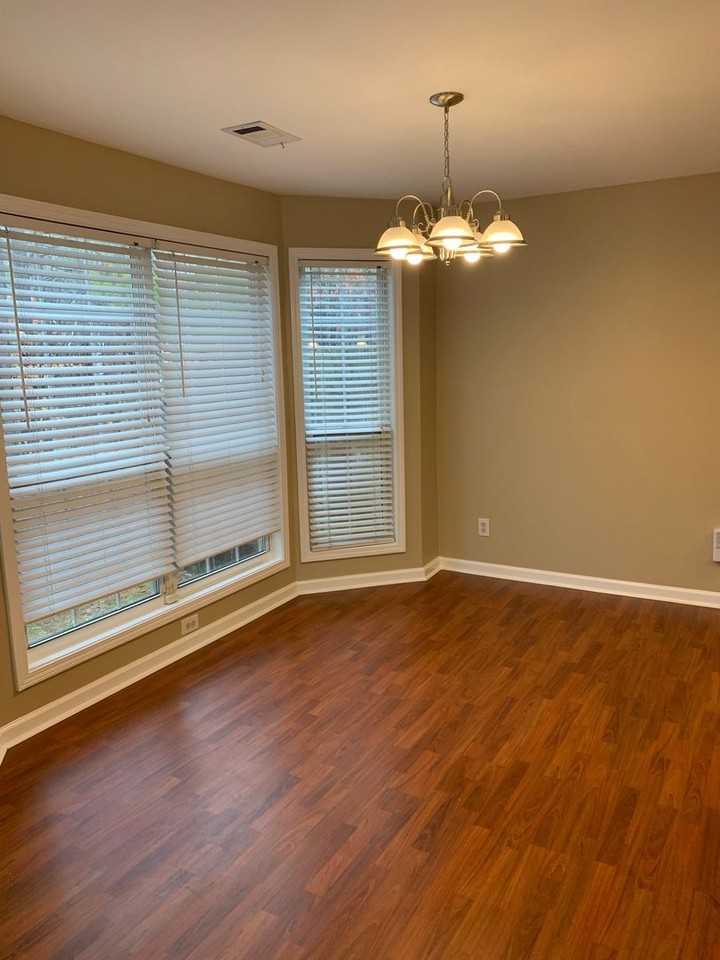 835 Camelon Ct - Photo 6 of 33