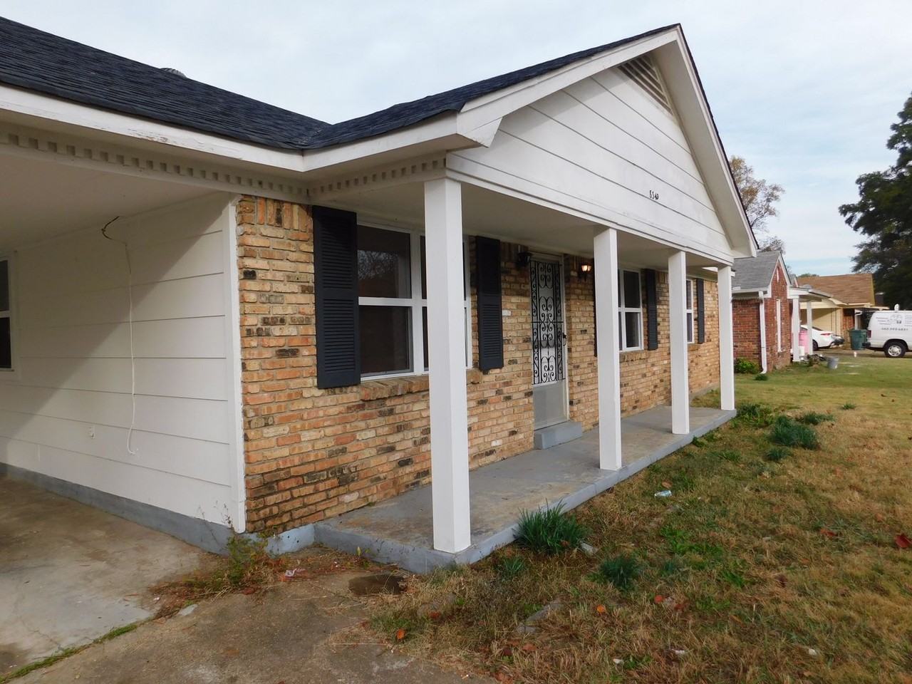 8349 Cedarbrush Dr - Photo 2 of 18