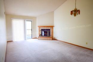 2960 W Stuart St - Photo 1 of 1