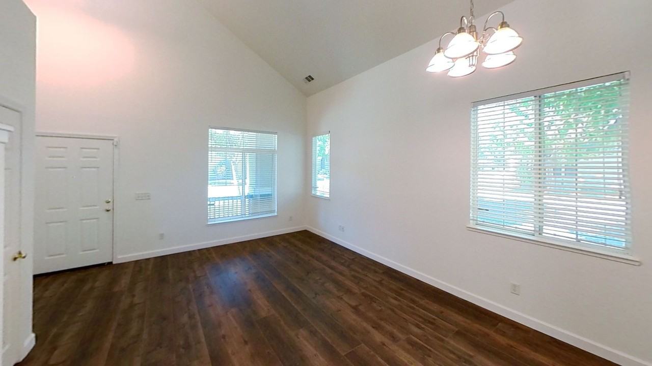 2024 Natchez Way - Photo 4 of 14