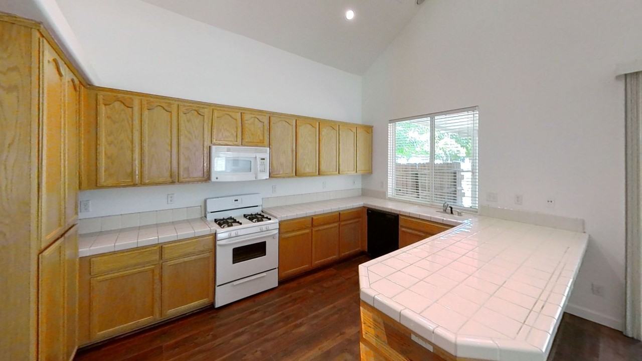 2024 Natchez Way - Photo 5 of 14