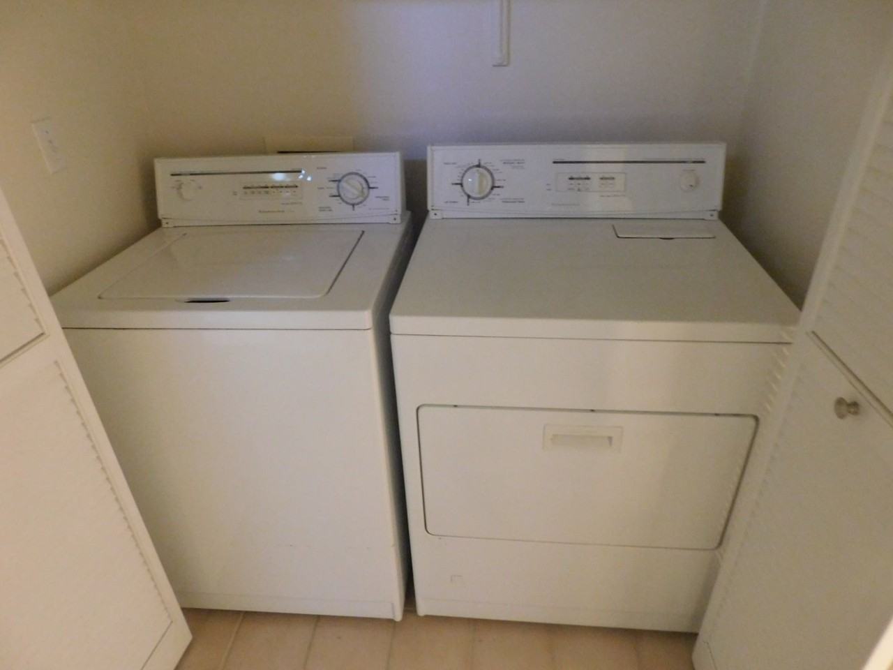 5260 Green Forest Way - Photo 2 of 42