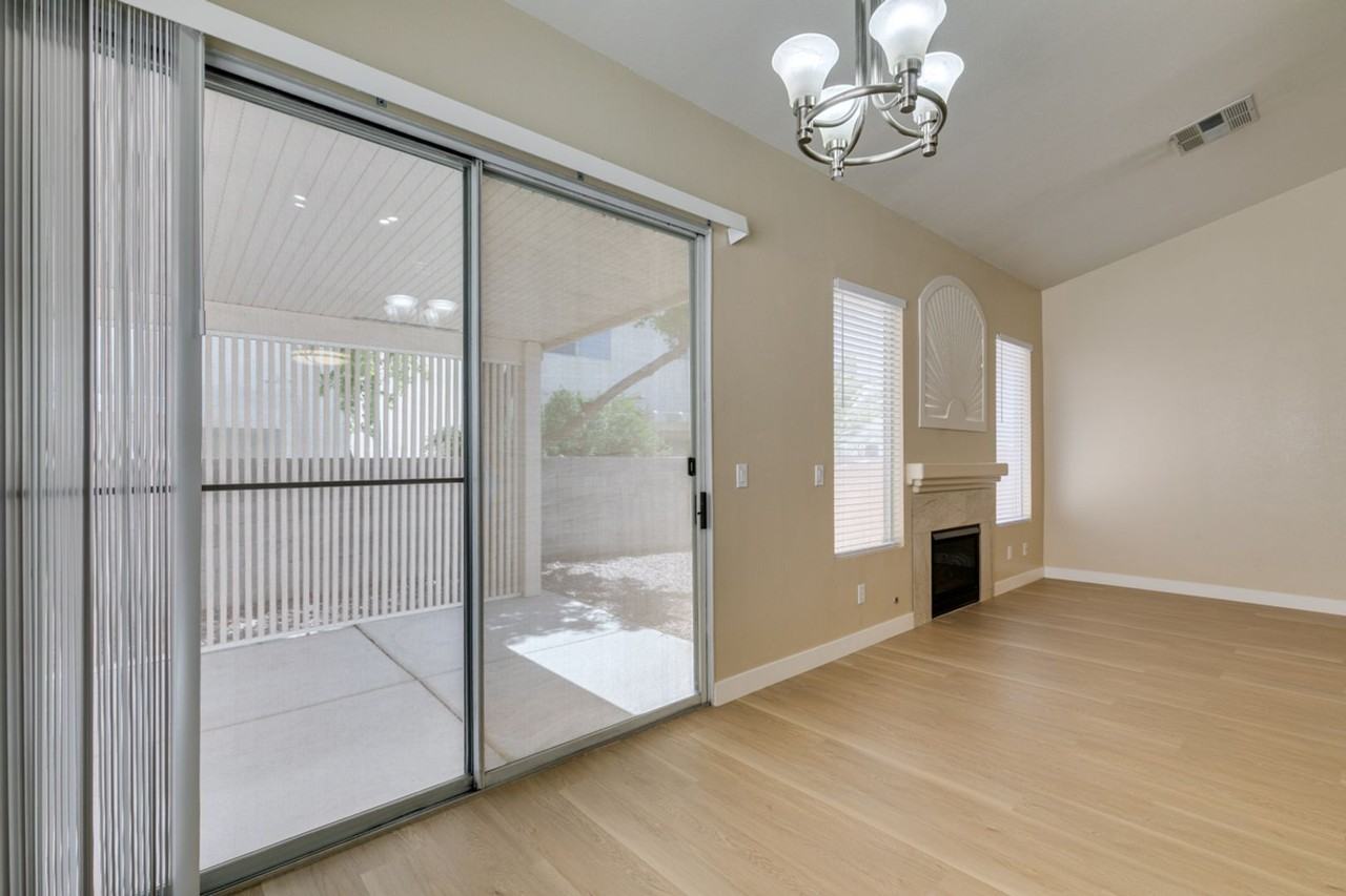 5260 Green Forest Way - Photo 7 of 42