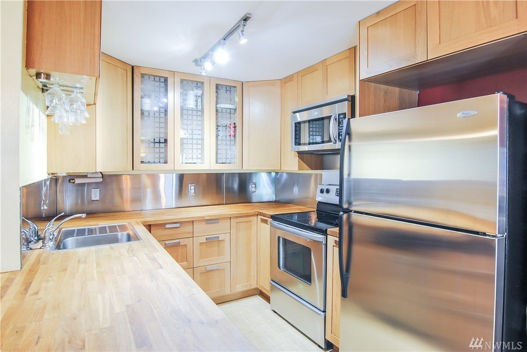 3825 Ne 155th Pl #301 - Photo 2 of 16