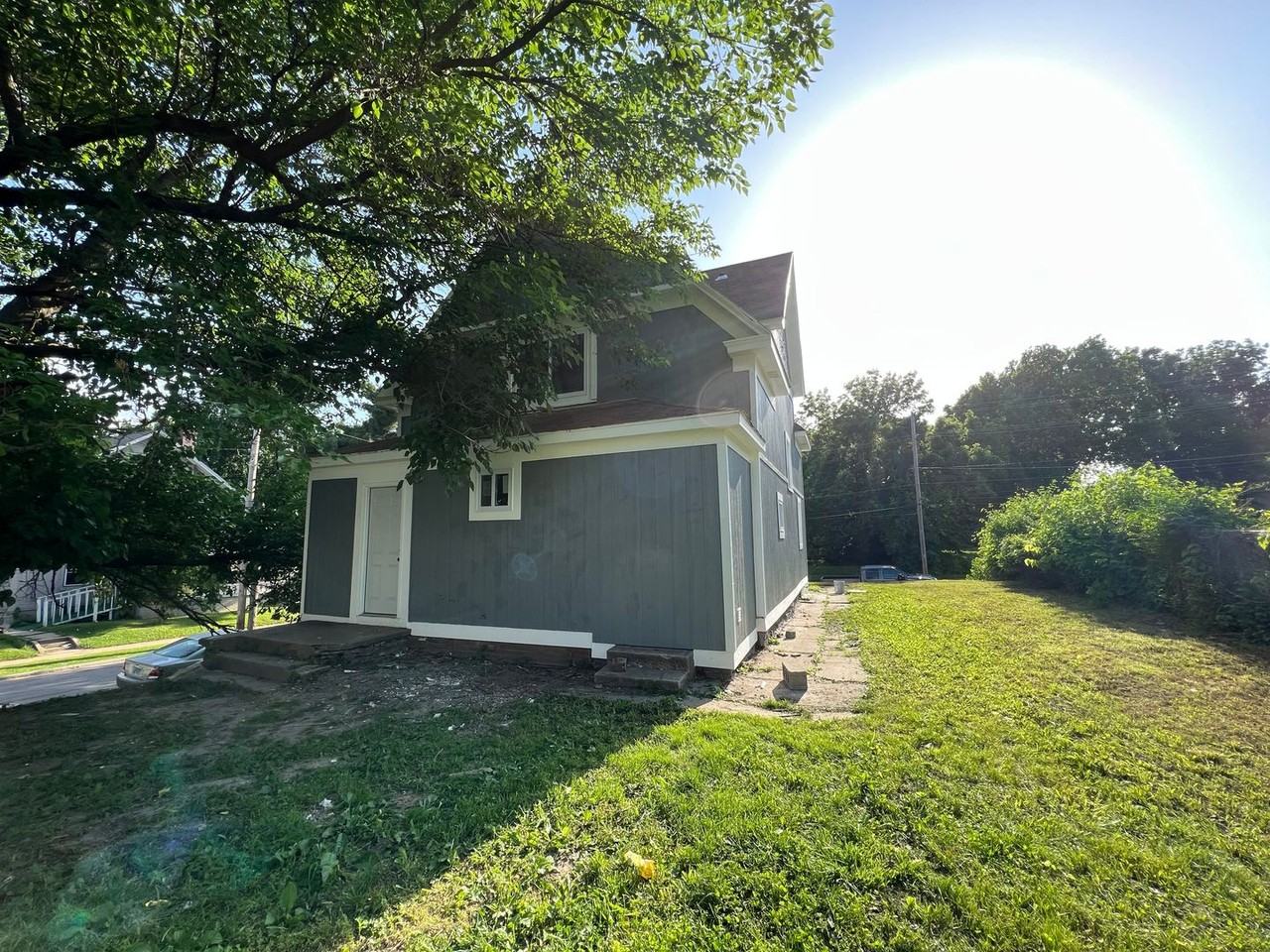 2601 N 13th St - Photo 2 of 10